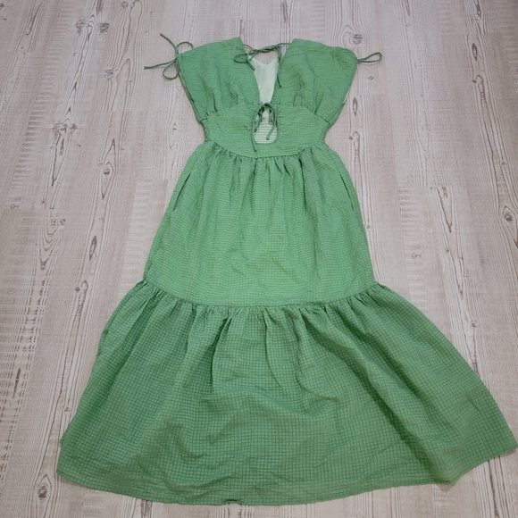 Entro Green Gingham Maxi Dress - Picture 10 of 10
